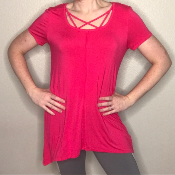 terre bleue Tops - ❄️ Terre Bleue Women’s Hot Pink Top Tunic M Soft!